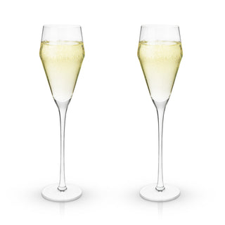 TWO STEMMED PROSECCO GLASSES – This beautiful pair of wine glasses will enhance your finest vintages. Crafted with effervescent Italian sparkling wines in mind, this gorgeous glassware is perfect for any occasion that calls for bubbles.